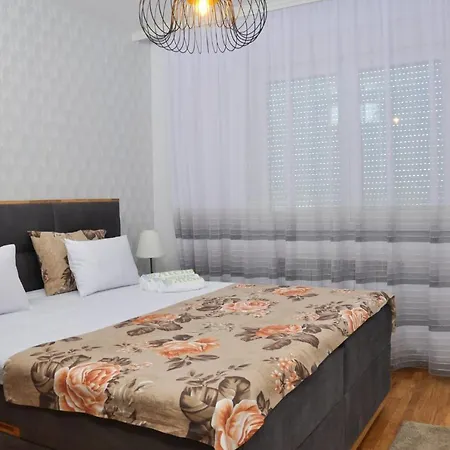 Guest House Atena Nova Pazova Exterior photo