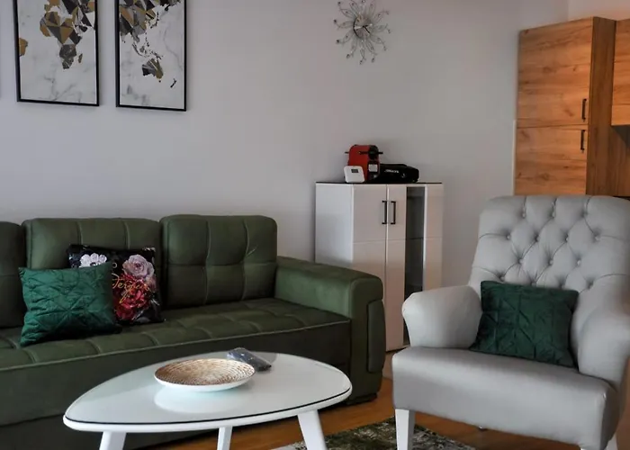 Guest House Atena